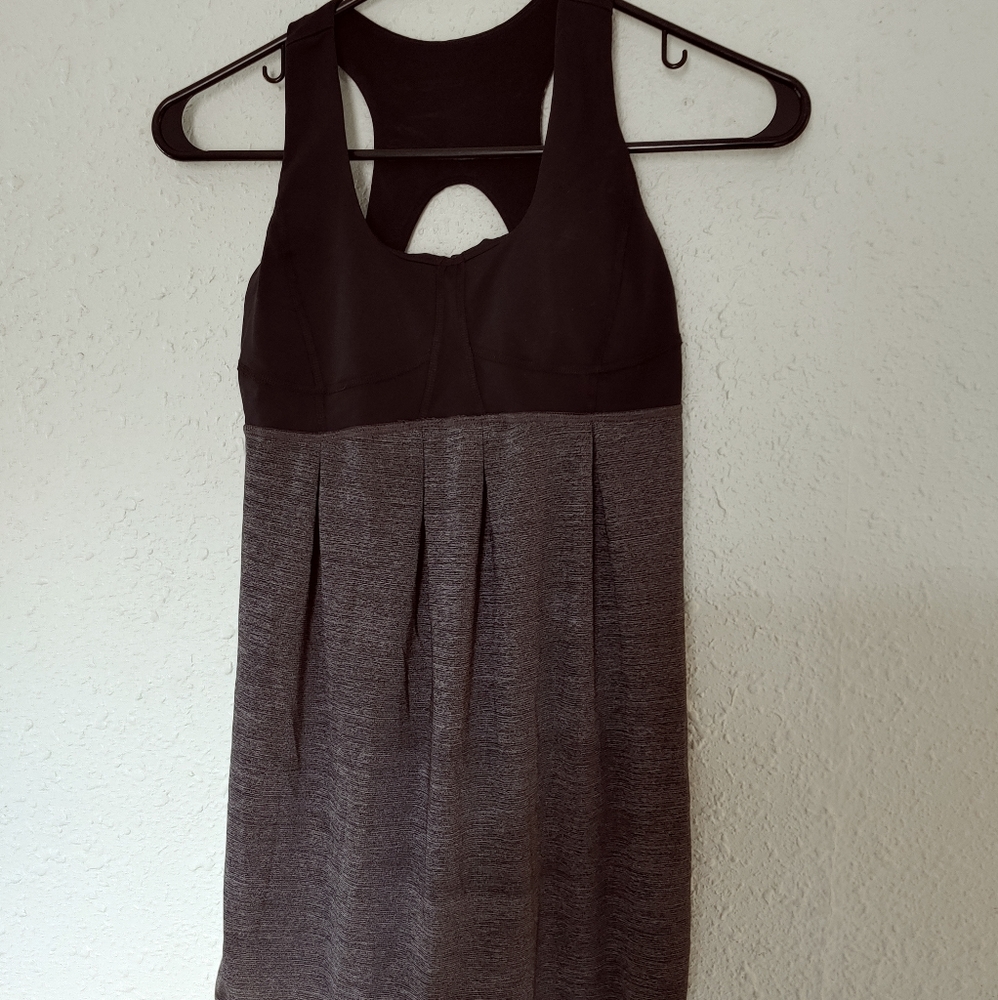 Lulu lemon top